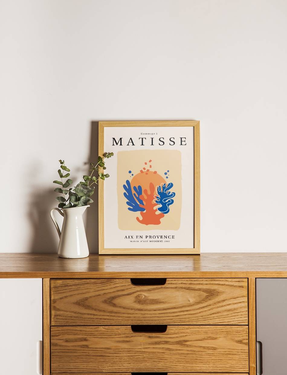 Aquatic Whispers - Hommage a Matisse