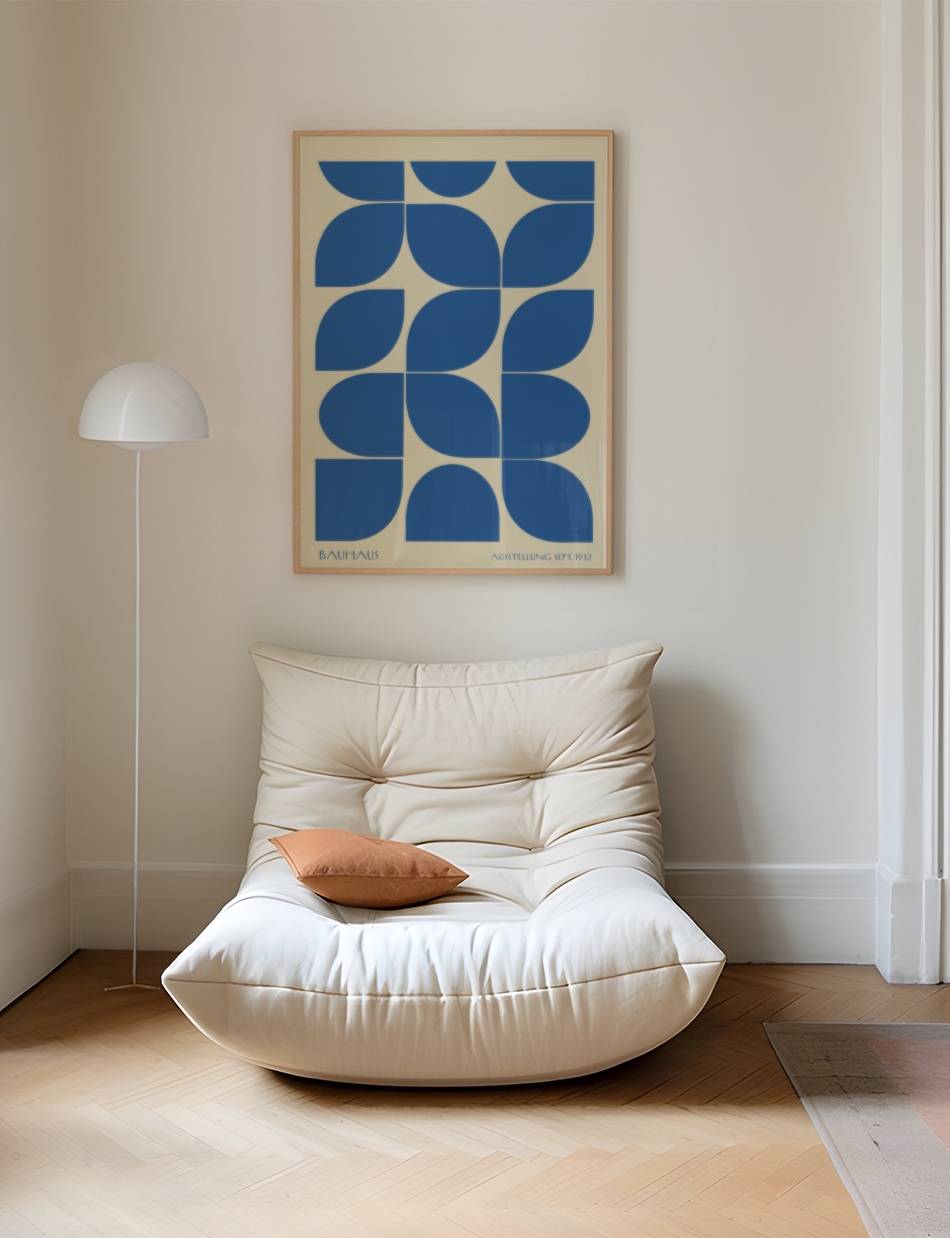 Contour Carousel - Bauhaus